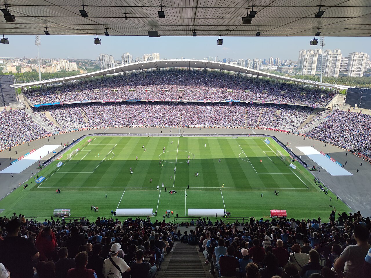 Atatürk Olimpiyat Stadyumu